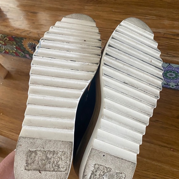 FABULOUSLY FUN ⭐️Glister shoes⭐️ in GREAT shape!! - Picture 13 of 13